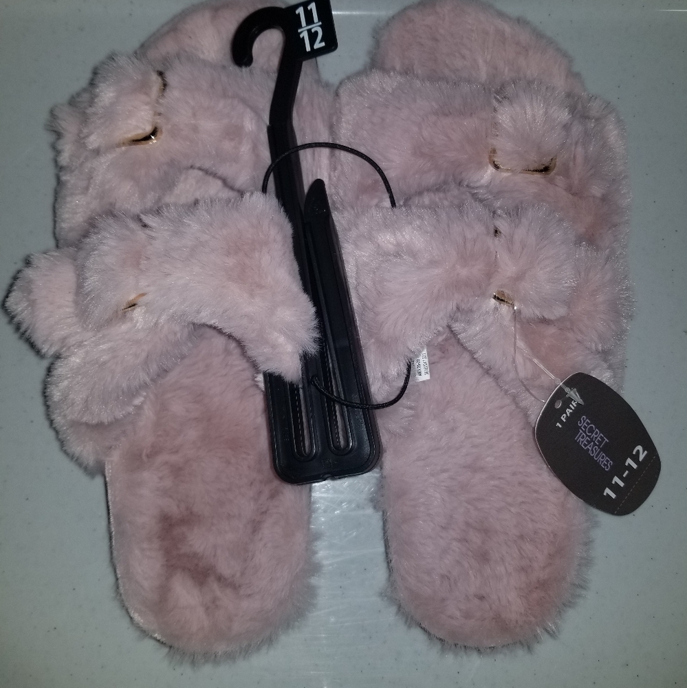 Women's Secret Treasure Faux Fur Blush Pink Footbed Sandal Slide Slippers 11